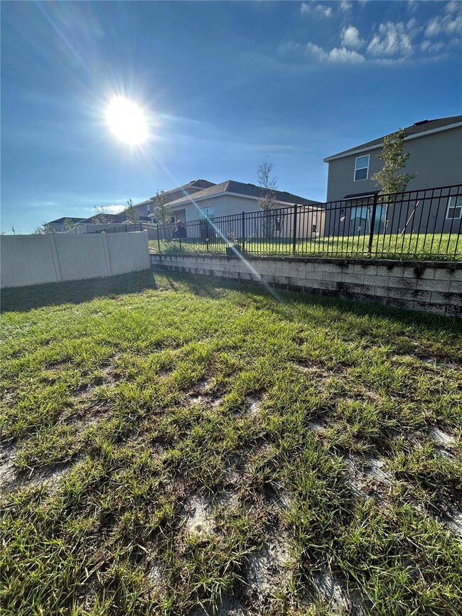 1383 Berry Ln, Davenport, FL 33837 - photo 7