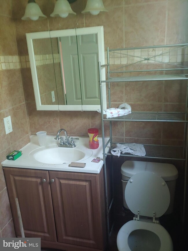 149 S Kossuth St, Baltimore, MD 21229 - photo 5