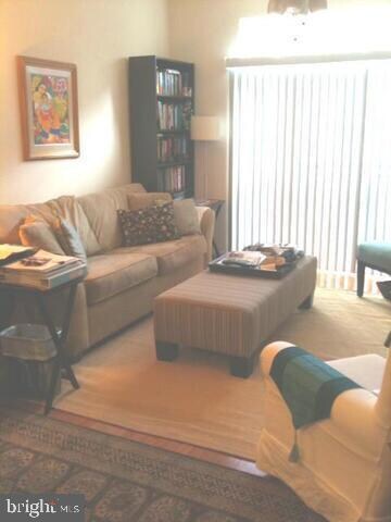 2665 Prosperity Ave unit 247, Fairfax, VA 22031 - photo 4