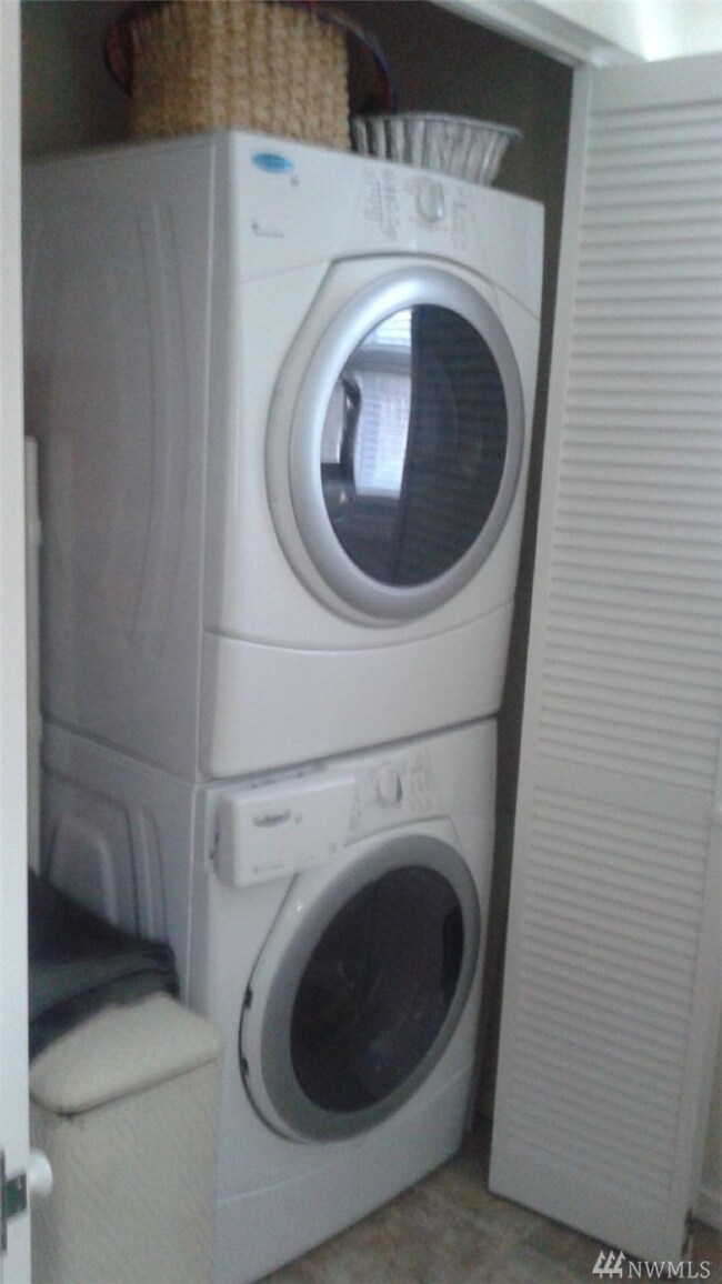 18804 Soundview Dr NW, Stanwood, WA 98292 - photo 2