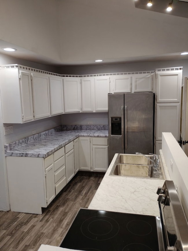 13407 S Monticello Ave, Robbins, IL 60472 - photo 4