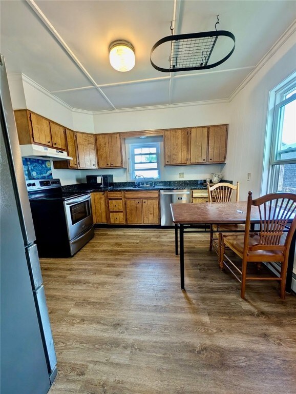 18 Bedlow Ave, Newport, RI 02840 - photo 7