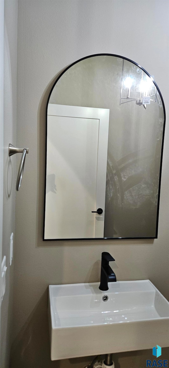 2403 E Joshua Cir, Sioux Falls, SD 57108 - photo 6