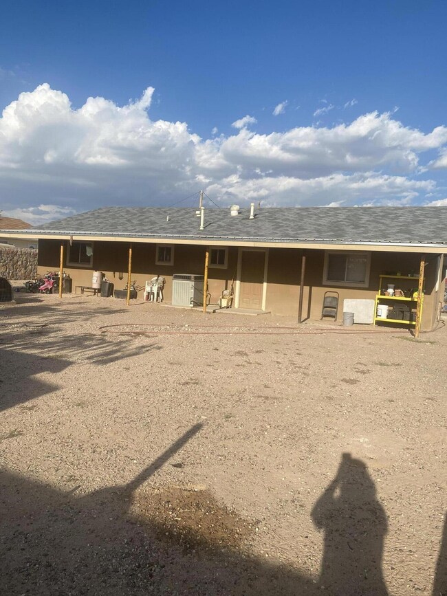 503 Agua Rica, El Paso, TX 79928 - photo 2