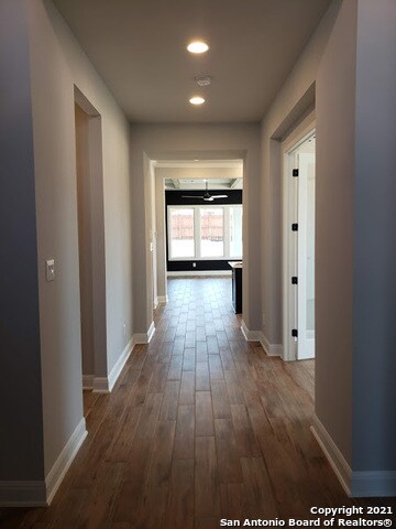 24738 Resort Pkwy, San Antonio, TX 78259 - photo 4