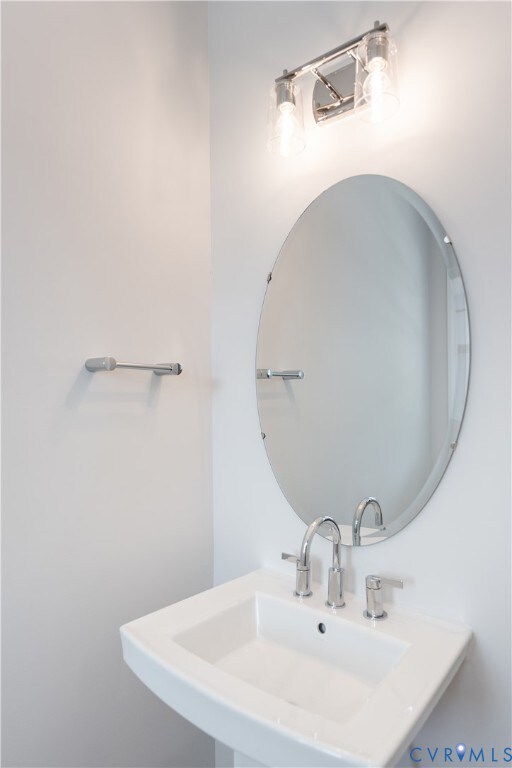 12304 Garnet Parke Cir, Glen Allen, VA 23059 - photo 7