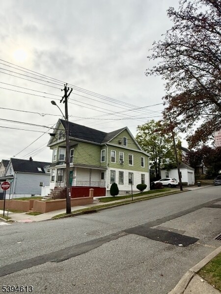 437 Morrissee Ave, Haledon, NJ 07508 - photo 7