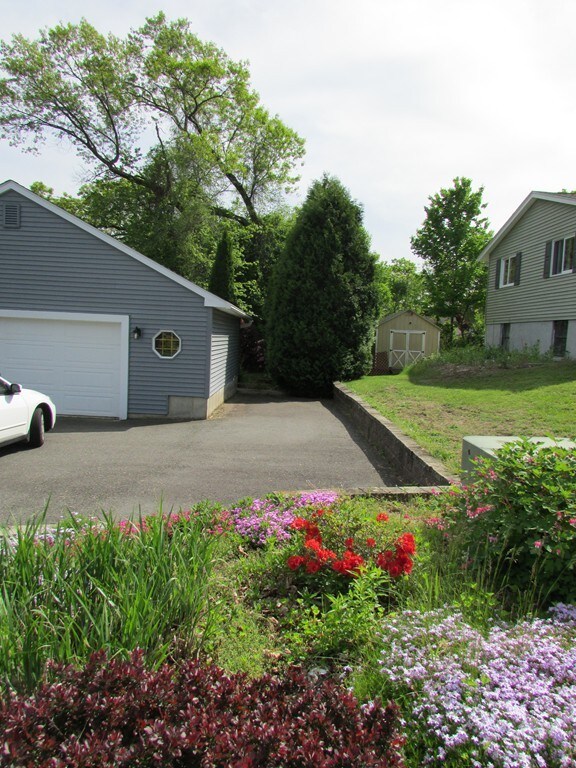 36 Bruni Ave, Ludlow, MA 01056 - photo 4