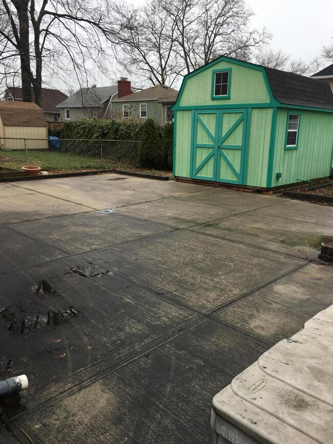 193 Kemball Ave, Staten Island, NY 10314 - photo 4