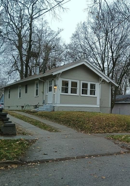 2736 Mondamin Ave, Des Moines, IA 50310 - photo 2