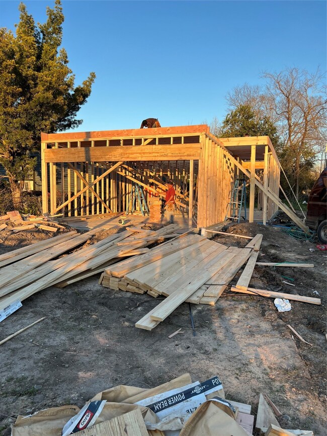 6612 Cohn St, Houston, TX 77091 - photo 5