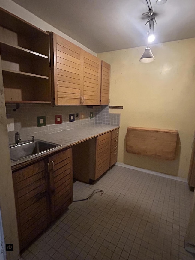 90 Hudson St unit 3D, New York, NY 10013 - photo 2