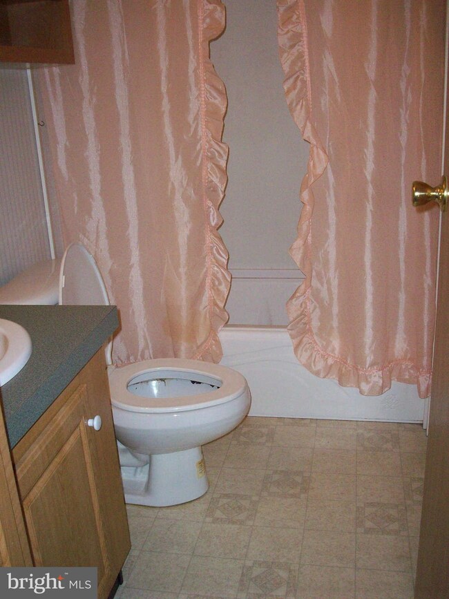 4496 Sycamore Grove Rd unit 18, Chambersburg, PA 17202 - photo 6