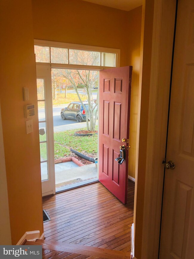 7906 Quill Point Dr, Bowie, MD 20720 - photo 3