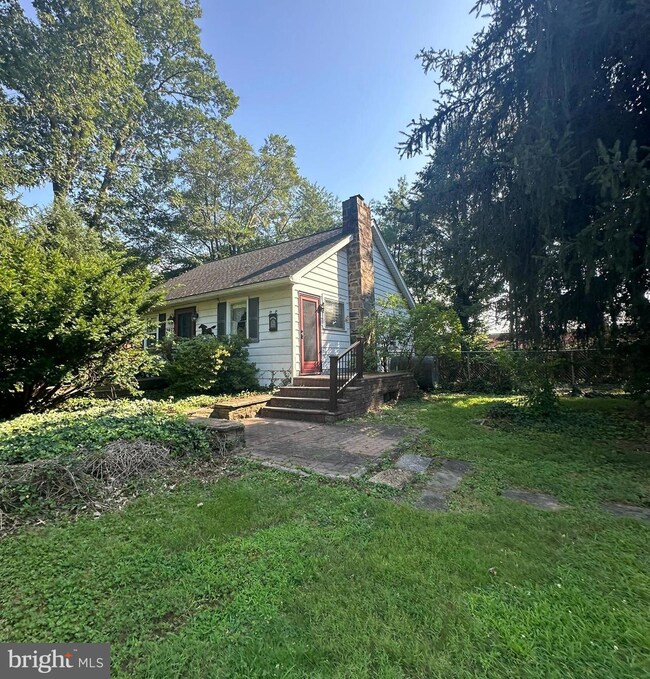 2937 Dekalb Pike, Norristown, PA 19401 - photo 2