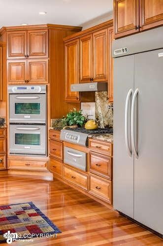 9380 Autumn Ridge Circle-small-011-Kitch