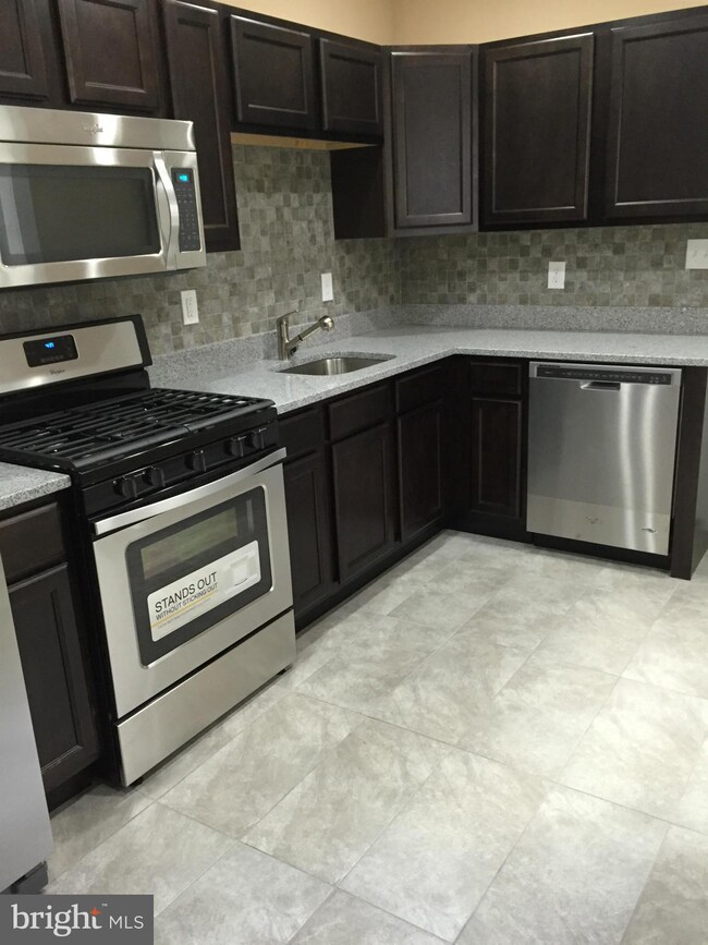 434 E Lanvale St, Baltimore, MD 21202 - photo 6