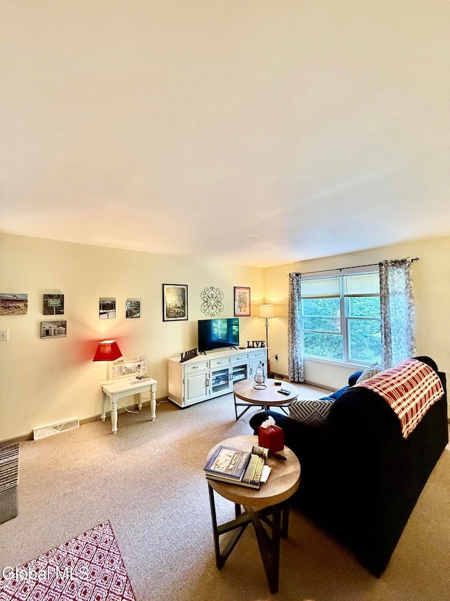 Living Rm