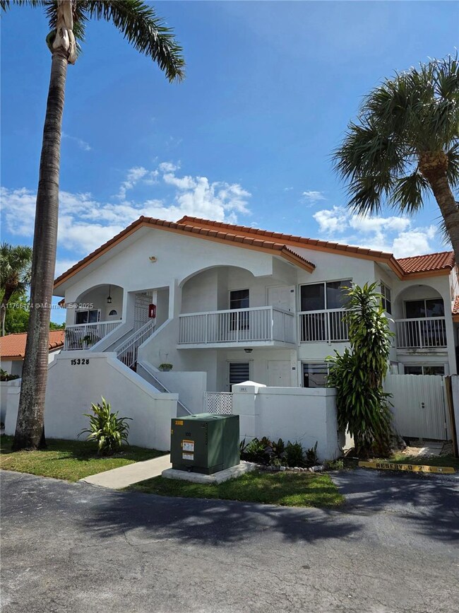 15328 SW 77th Ln unit 203, Miami, FL 33193 - photo 2