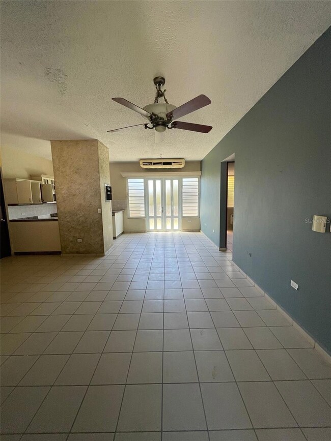 N4 Savannah Real Barcelona, San Lorenzo, PR 00754 - photo 6