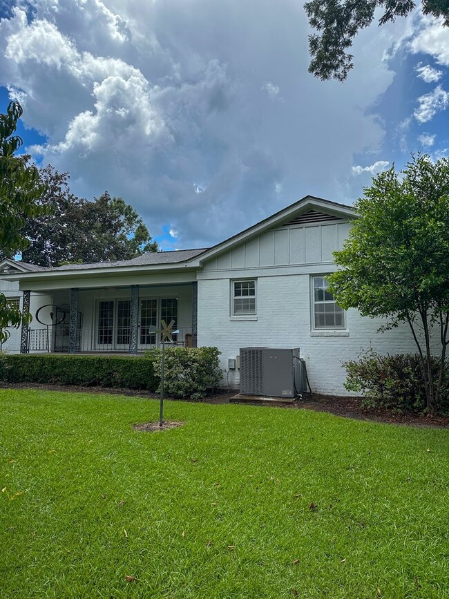 335 N Eufaula Ave, Eufaula, AL 36027 - photo 4