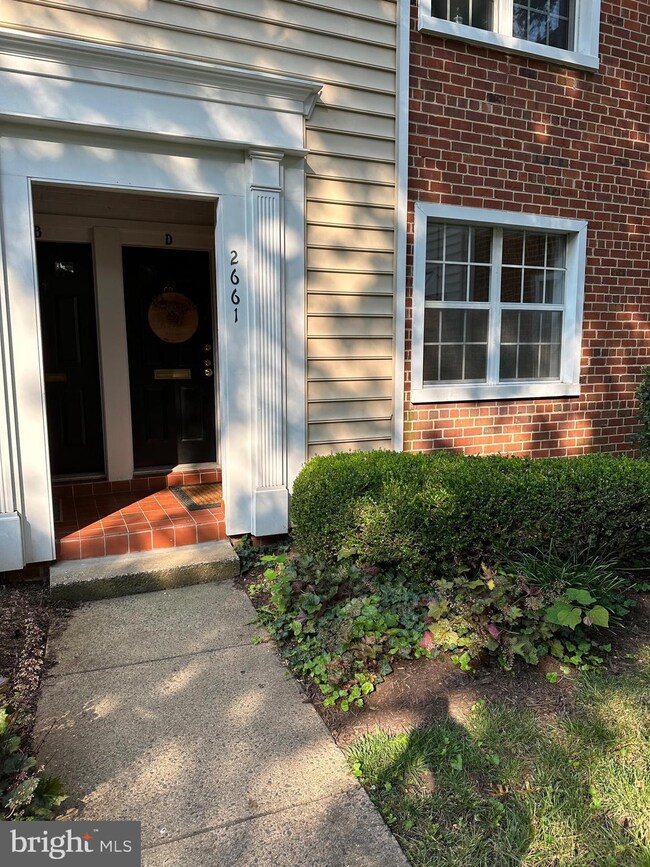 2661 S Walter Reed Dr unit C, Arlington, VA 22206 - photo 2