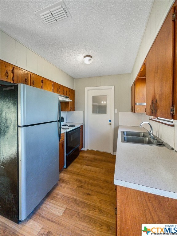 2403 Crescent Dr, Copperas Cove, TX 76522 - photo 2