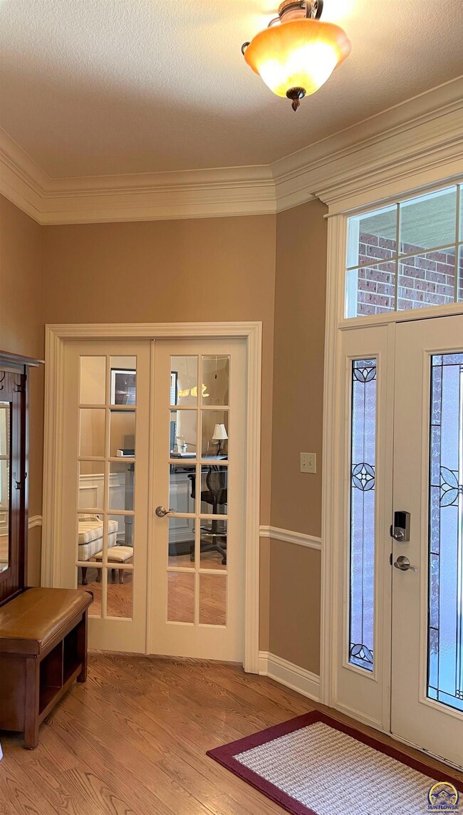 6325 SW 43rd Ct, Topeka, KS 66610 - photo 5