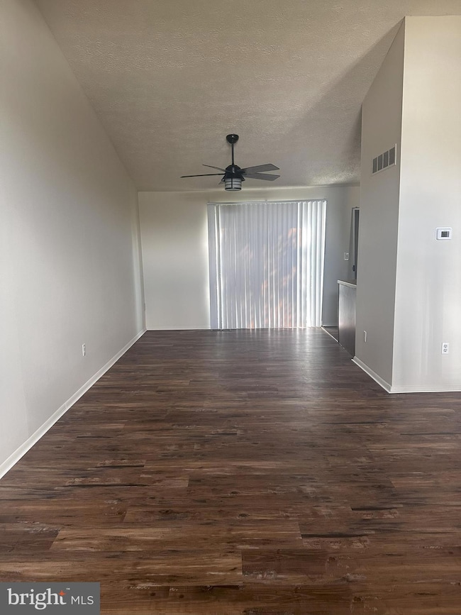 1407 Gesna Dr, Hanover, MD 21076 - photo 4