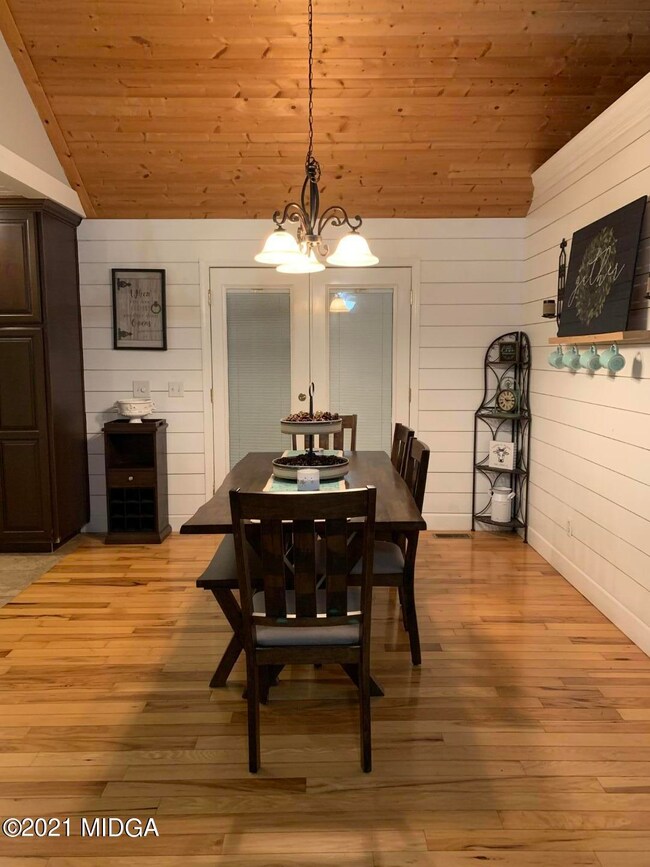 1365 Bass Rd, Macon, GA 31210 - photo 7