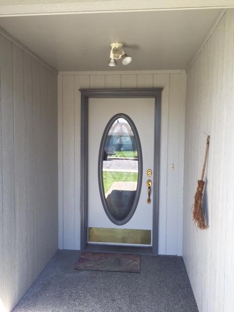 935 Pittview Ave, Central Point, OR 97502 - photo 3