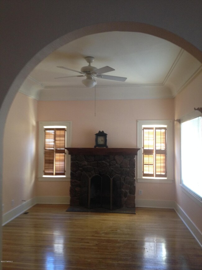 335 N Park Ave, Tucson, AZ 85719 - photo 6