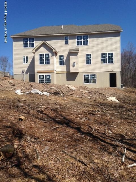 79 Aleksander Blvd, Mountain Top, PA 18707 - photo 3