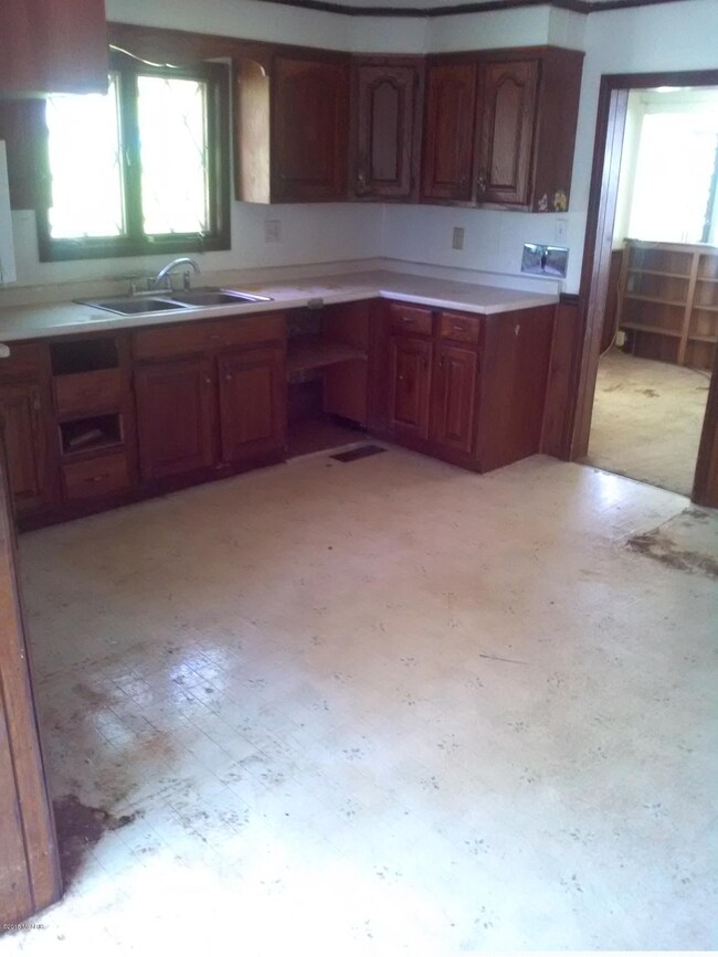 west kitchen