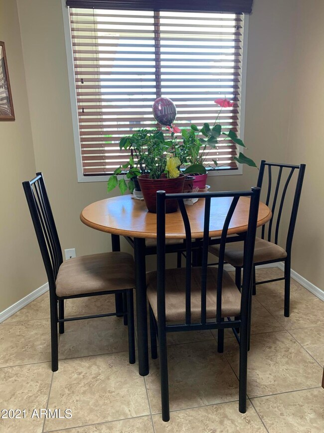 14207 N Palm Ridge Dr W unit 17H, Sun City, AZ 85351 - photo 3