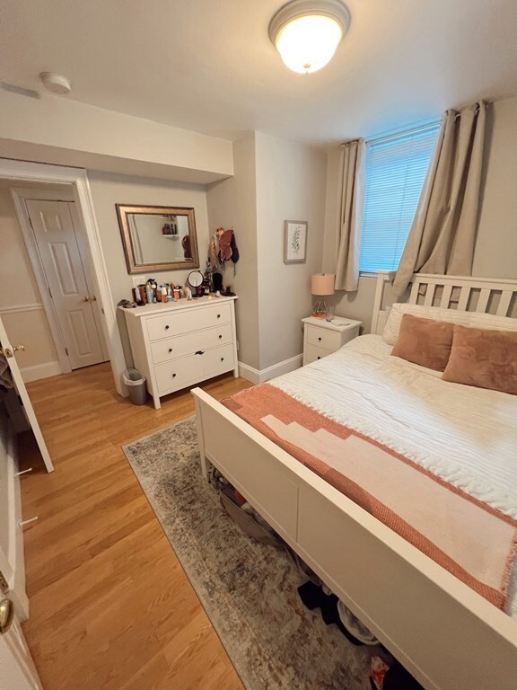 160 1/2 H St unit 1, Boston, MA 02127 - photo 7