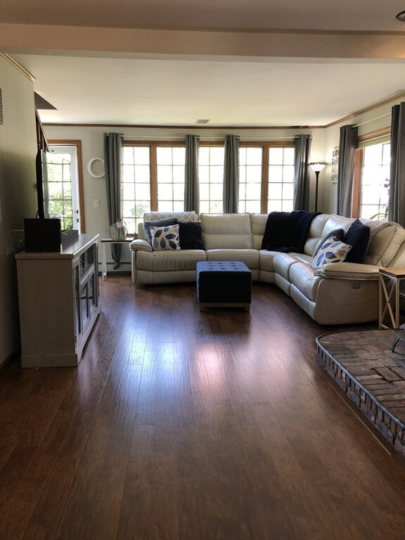 55 Francis St, Dracut, MA 01826 - photo 7