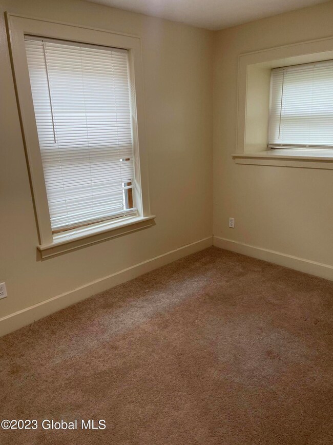84 2nd St, Albany, NY 12210 - photo 7