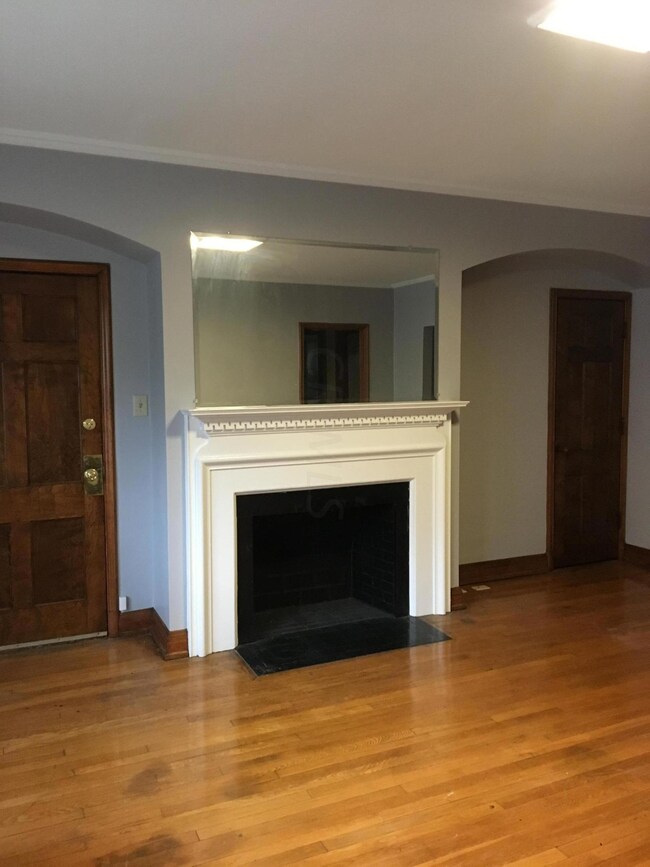 33 Auburn Ave, Columbus, OH 43205 - photo 3