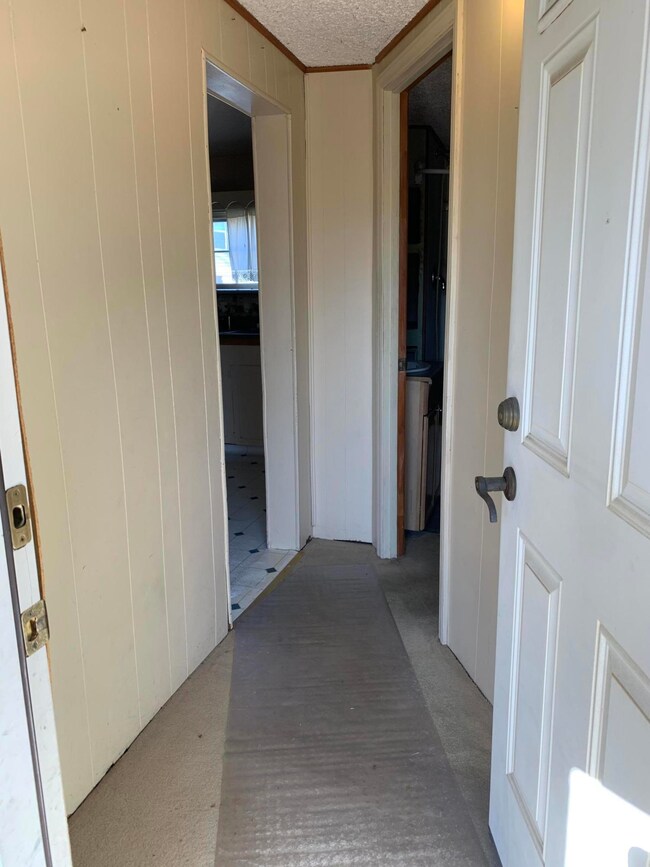 1613 Miami Dr, Johnson City, TN 37601 - photo 4