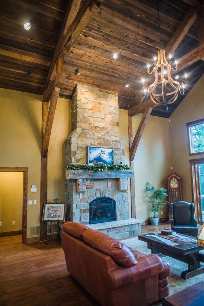 15EagleView-6315