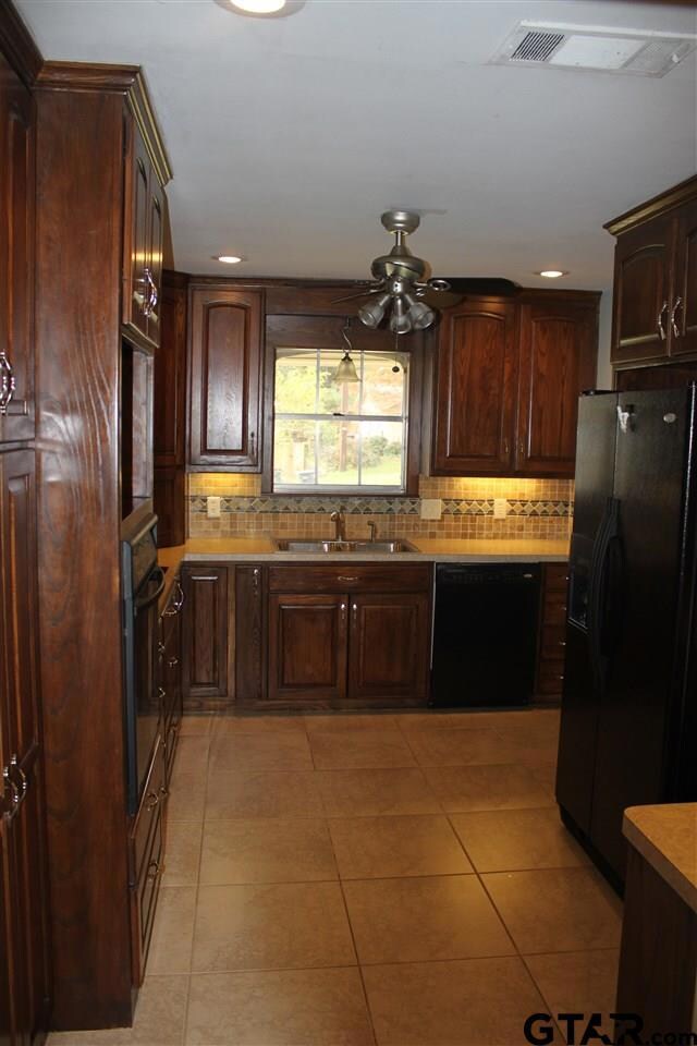 623 623 Fair Ln, Tyler, TX 75701 - photo 6