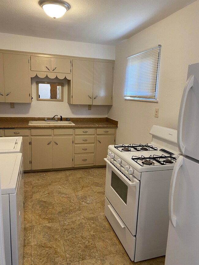 800 College Ave, Alamogordo, NM 88310 - photo 7