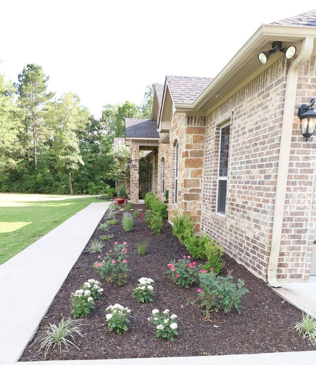 105 Dogwood Cir, Lufkin, TX 75904 - photo 6