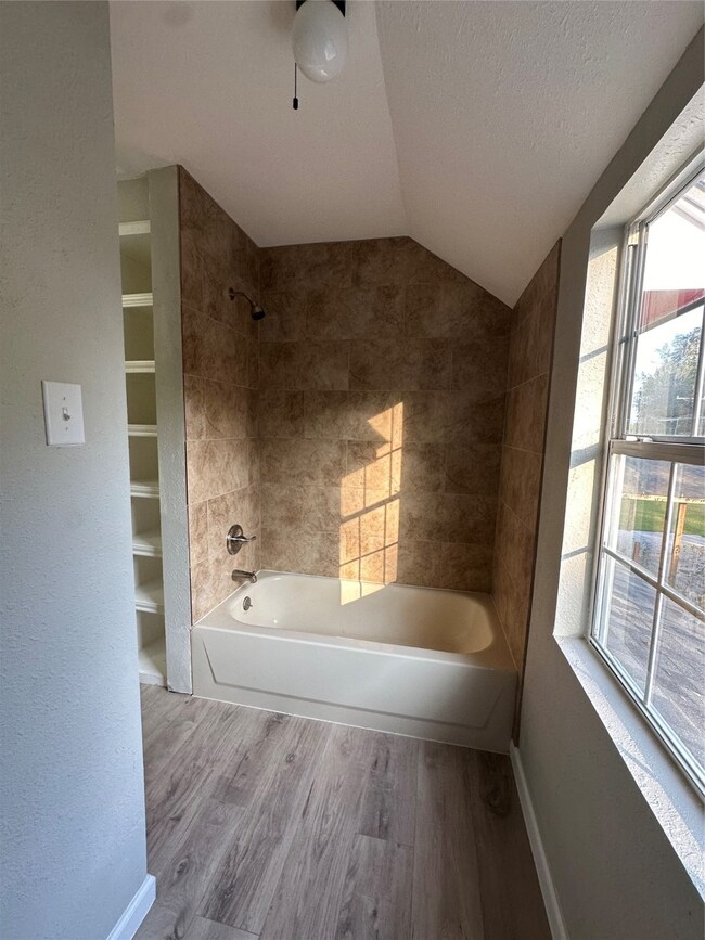 606 County Road 379, Cleveland, TX 77328 - photo 7