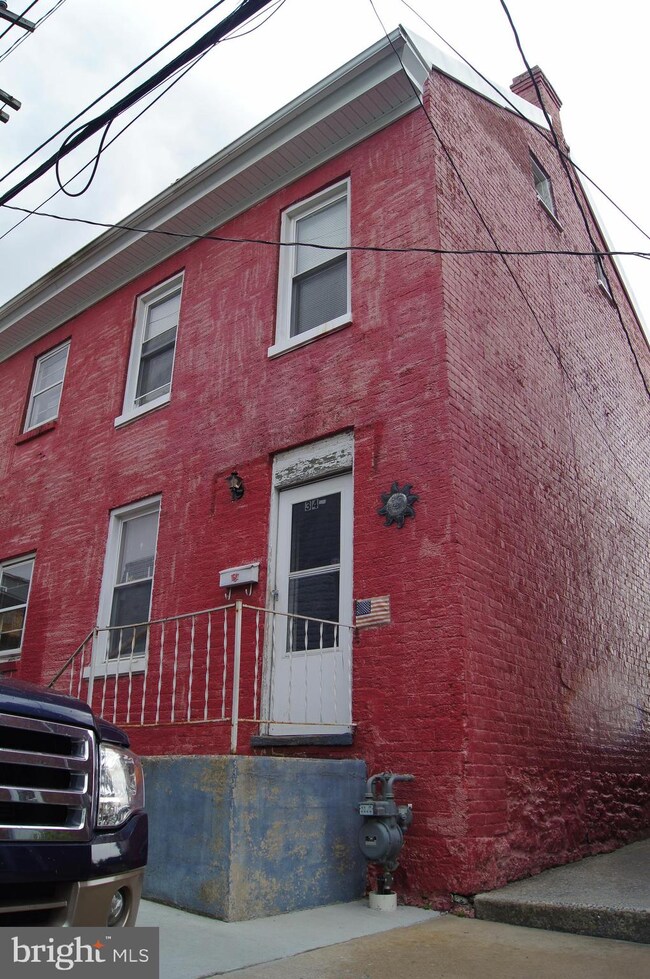 34 & 36 N Mulberry St, Hagerstown, MD 21740 - photo 6