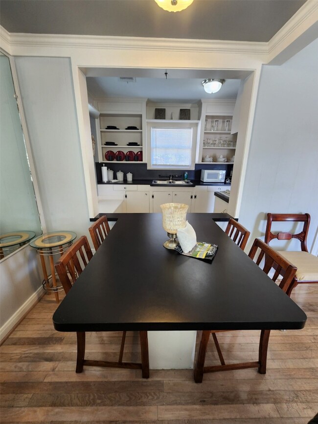 1312 Reid St, Houston, TX 77022 - photo 5