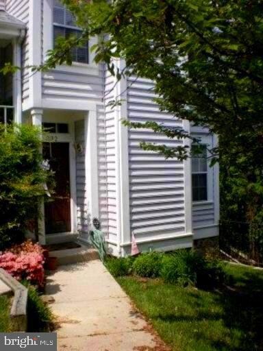 332 Overlook Dr, Occoquan, VA 22125 - photo 2