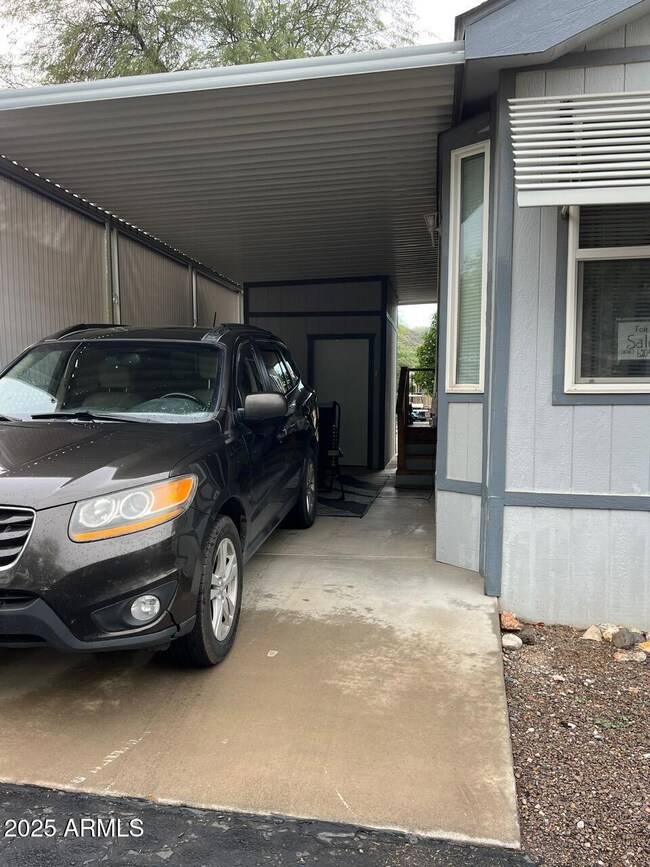 33900 S Old Black Canyon Hwy unit 62, Black Canyon City, AZ 85324 - photo 3