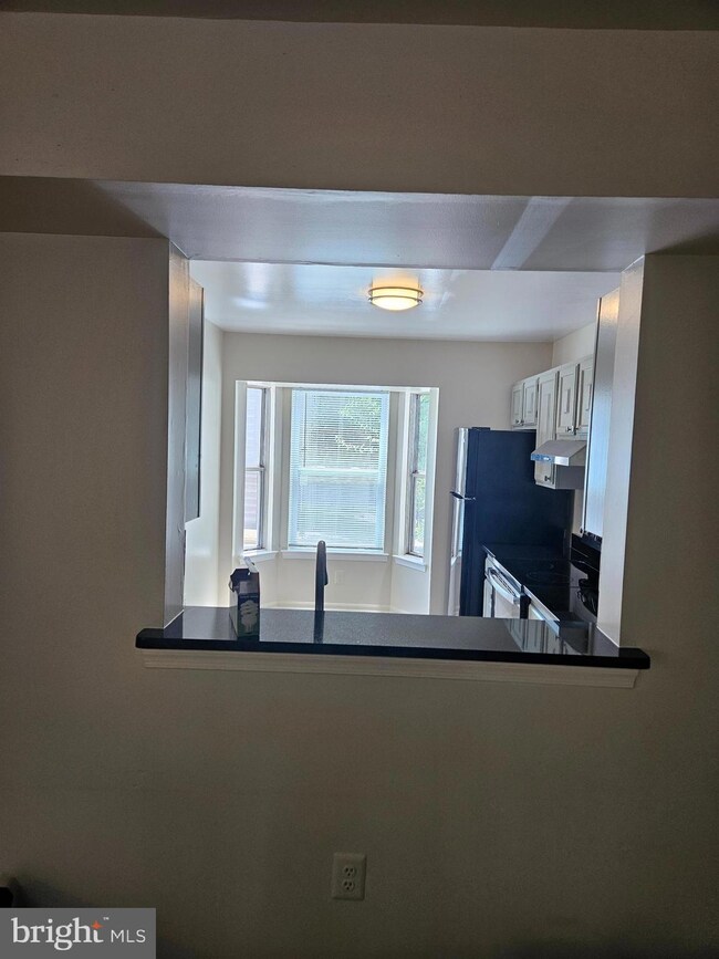 12009 Crimson Ln, Silver Spring, MD 20904 - photo 6